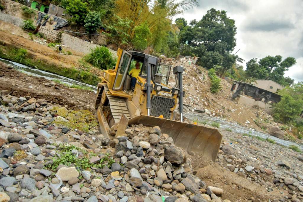 Obras Públicas realiza trabajos de mitigación en los alrededores del Río Acelhuate obras-publicas-realiza-trabajos-de-mitigacion-en-los-alrededores-del-rio-acelhuate